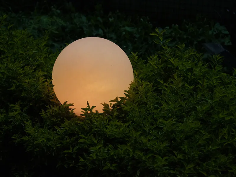 Giardini di Maggio sfere luminose solari LED set 2 pezzi D30