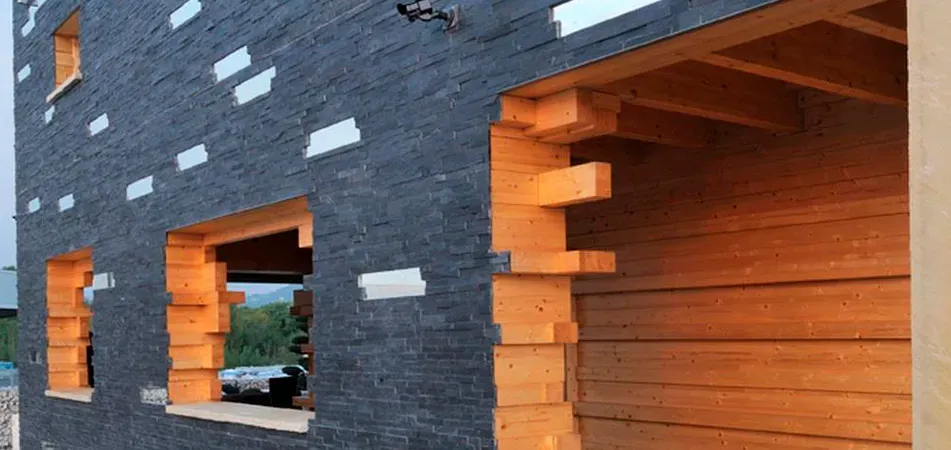 Progetto Esterno Natural Panel rivestimento pietra spacco naturale