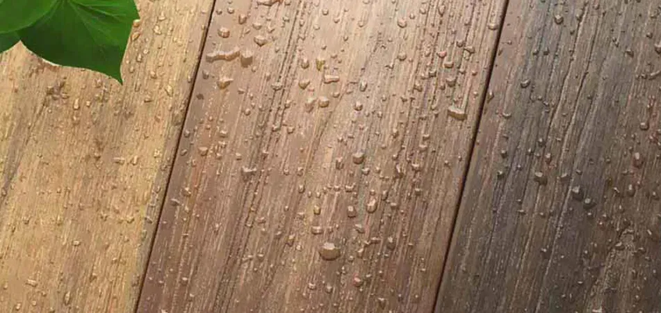 Progetto Esterno UltraShield pavimento composito coestruso