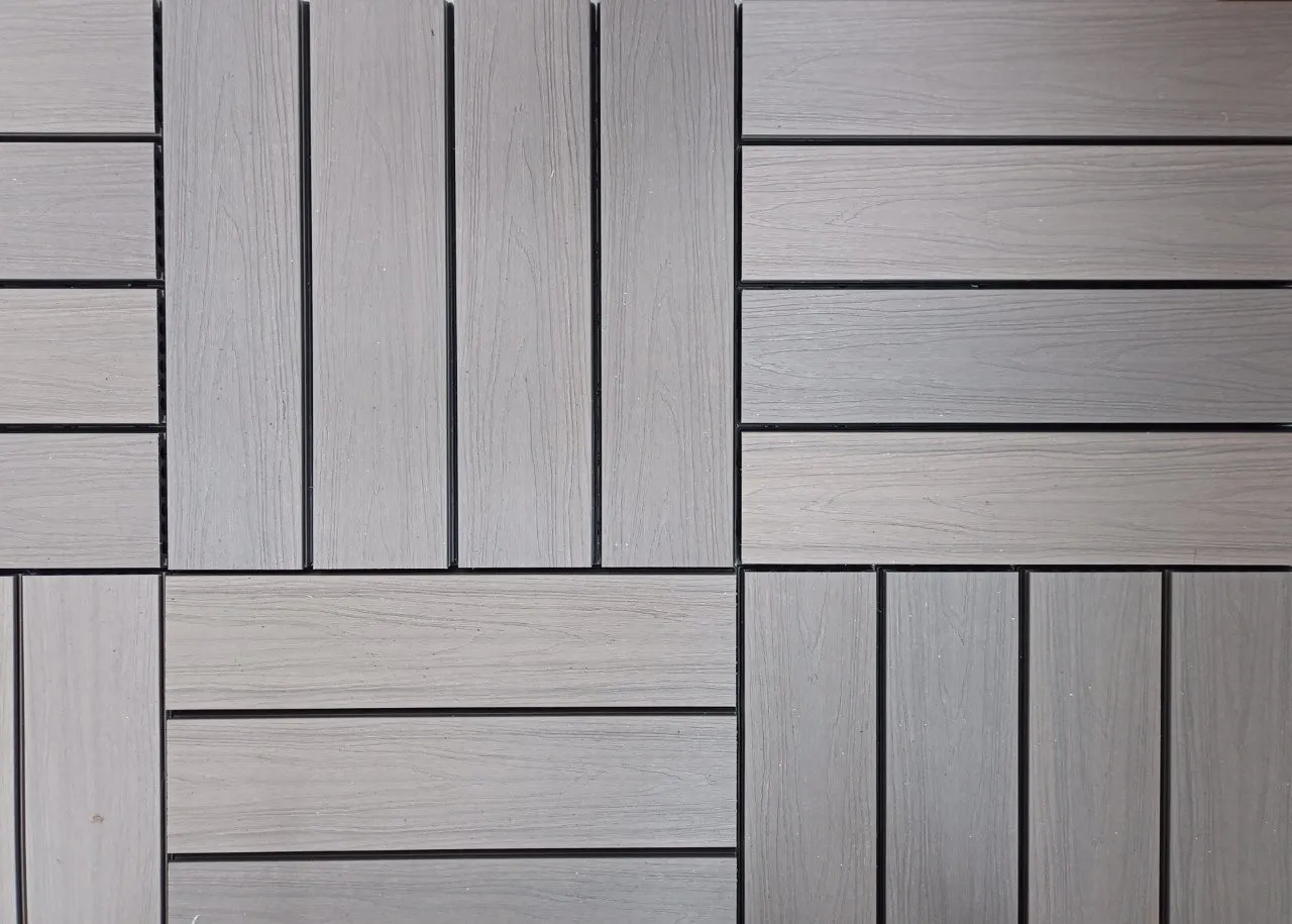 Giardini di Maggio Floor piastrella WPC coestruso 60x15 cm