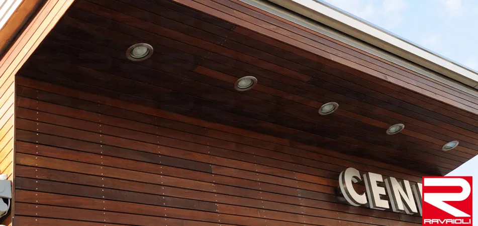 Progetto Esterno Woodwrap parete ventilata frassino