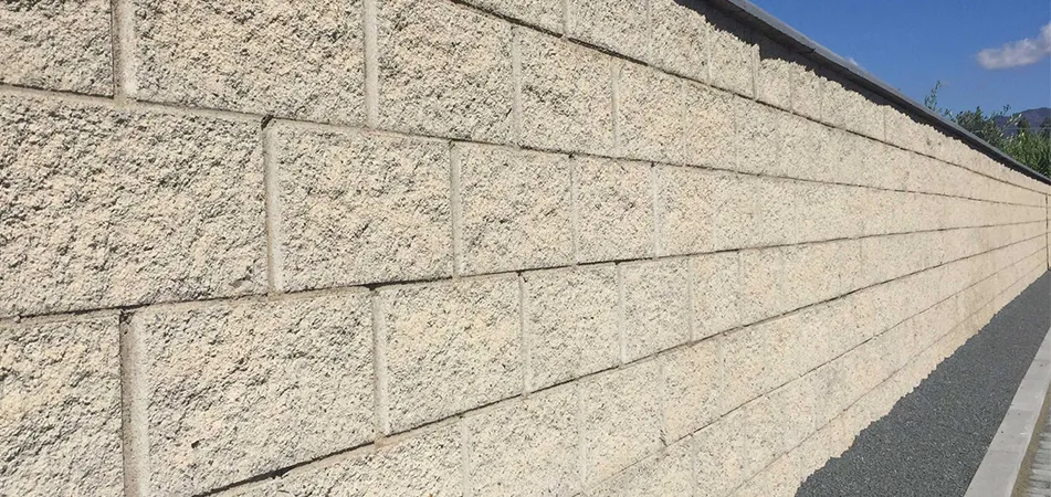 Progetto Esterno Blocchi Splittati muretto cemento esterno