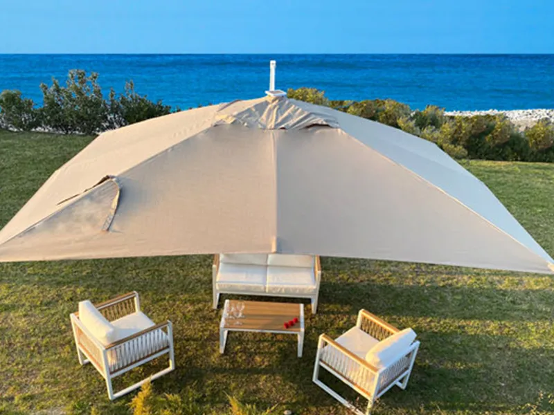 Giardini di Maggio Anthurium ombrellone a sbraccio beige 400x300 led