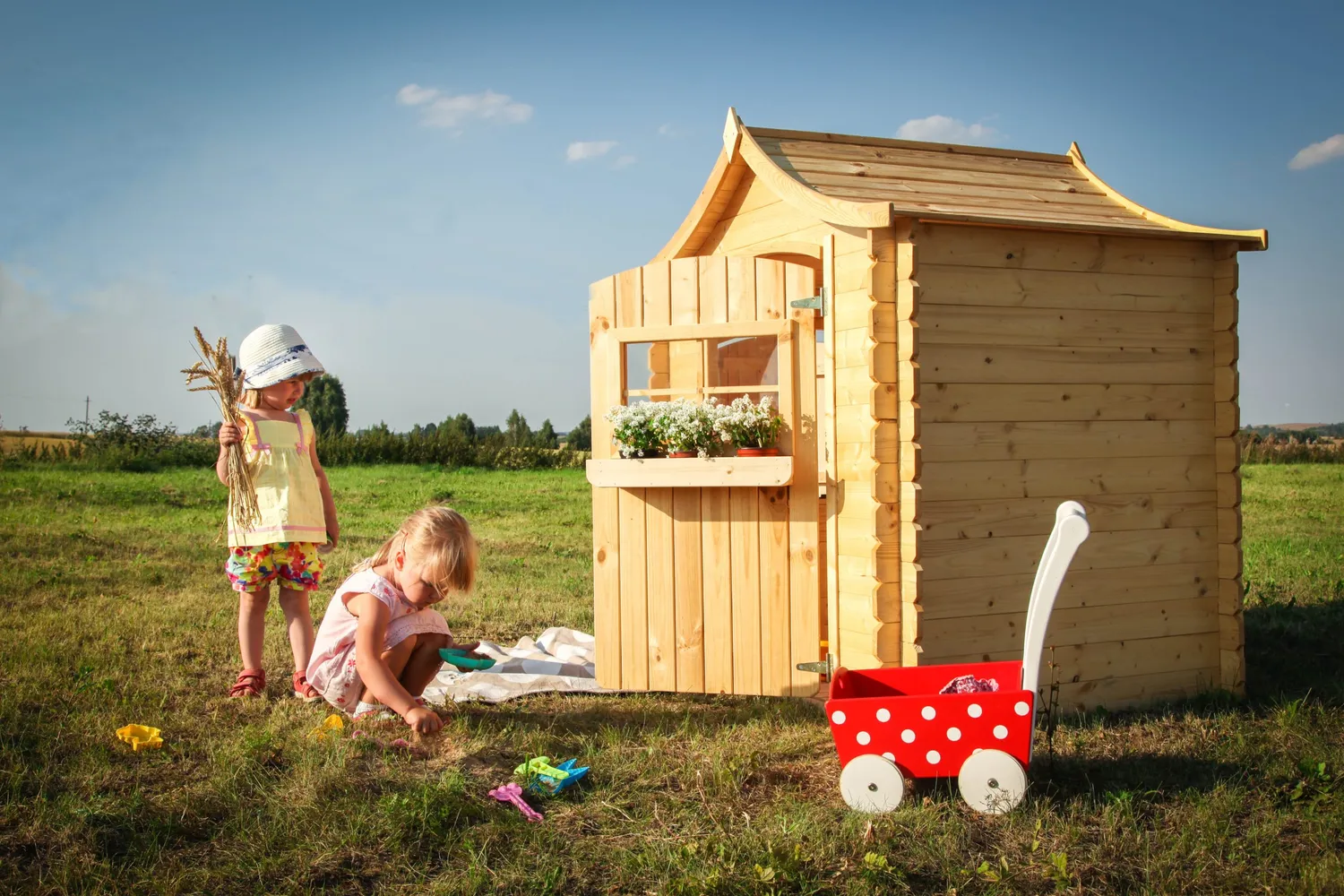 Timbela M550 casetta bambini legno 106x130 cm