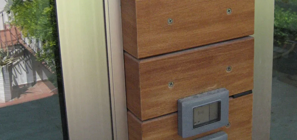 Progetto Esterno Listoni rivestimento legno parete ventilata