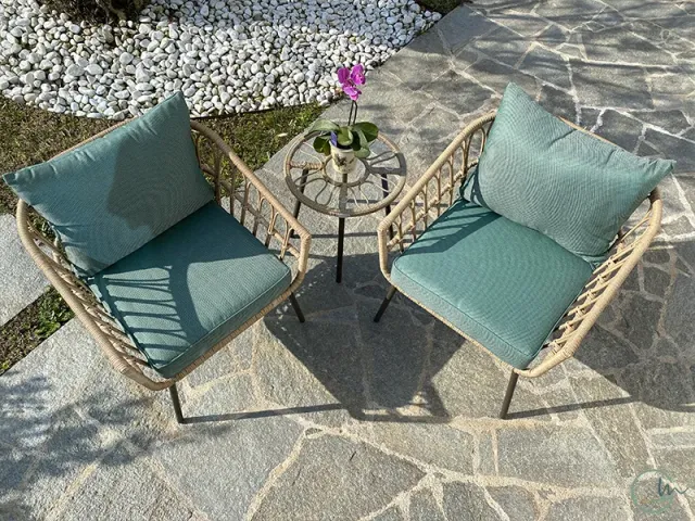 Giardini di Maggio Giunco Salotto 2 posti polyrattan tavolino vetro