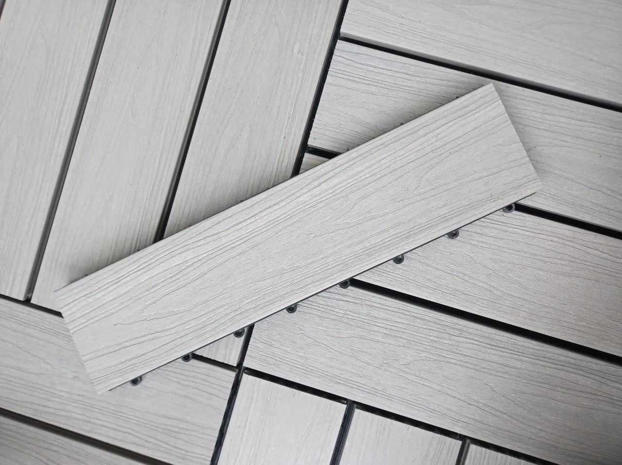 Giardini di Maggio Floor piastrella WPC coestruso 60x15 cm
