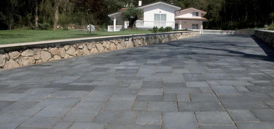 Progetto Esterno Lastricato pavimento moderno esterno