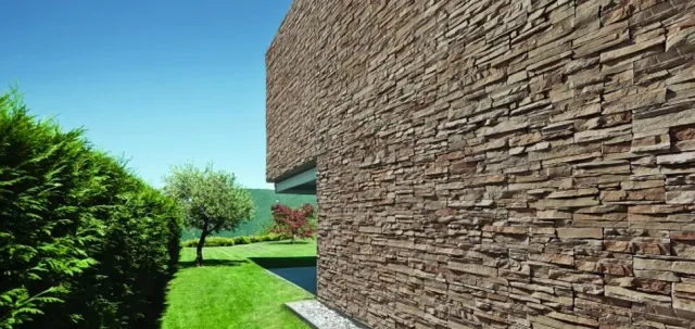 Progetto Esterno Siena rivestimento in cemento da esterni